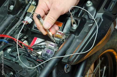 Detail view control voltage in motorcycle fuse box.