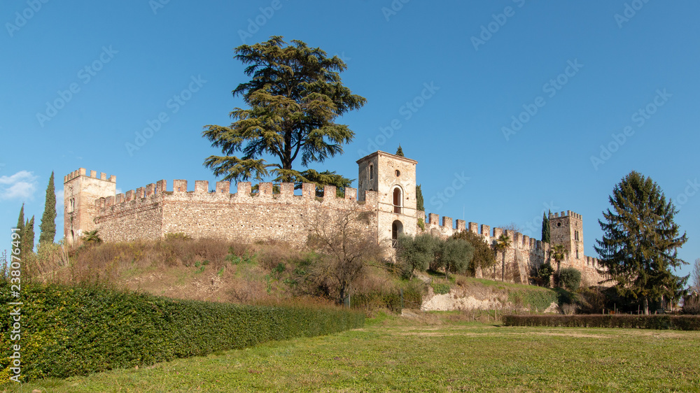 Castellaro Lagusello Castellaro Lagusello