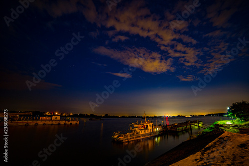 noc na rzece © Marcel