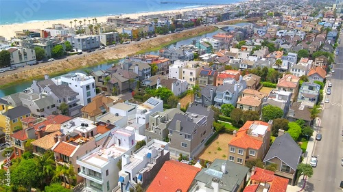 Silver Strand Neighborhood