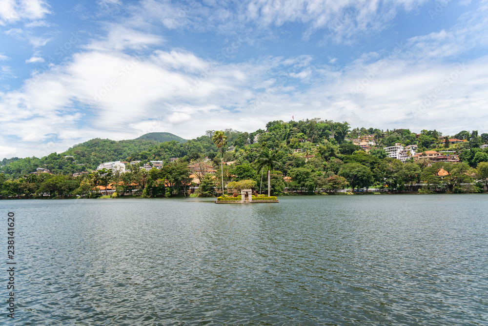 Kandy Lake 