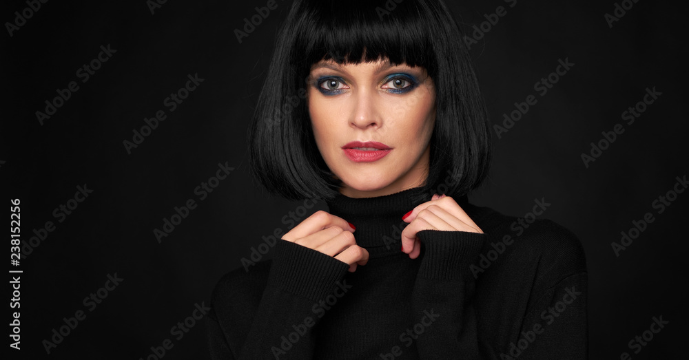 Portrait of a smilling brunette woman Portrait of a smilling brunette woman