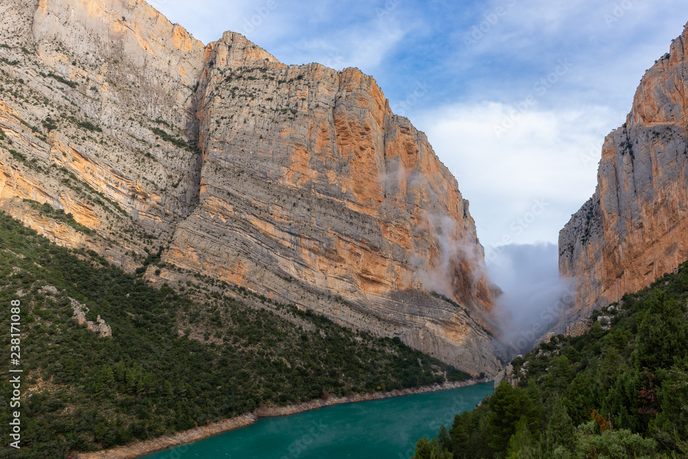 Congost de Mont-Rebei defile, border between Catalonia and Aragon, Spain