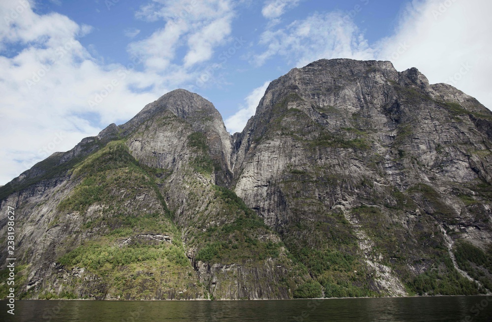       Landschaften > Geirangerfjord, Felssturz