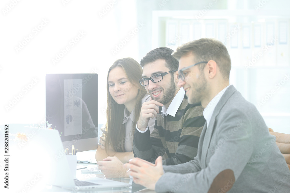 Fototapeta premium successful business team sitting at the Desk