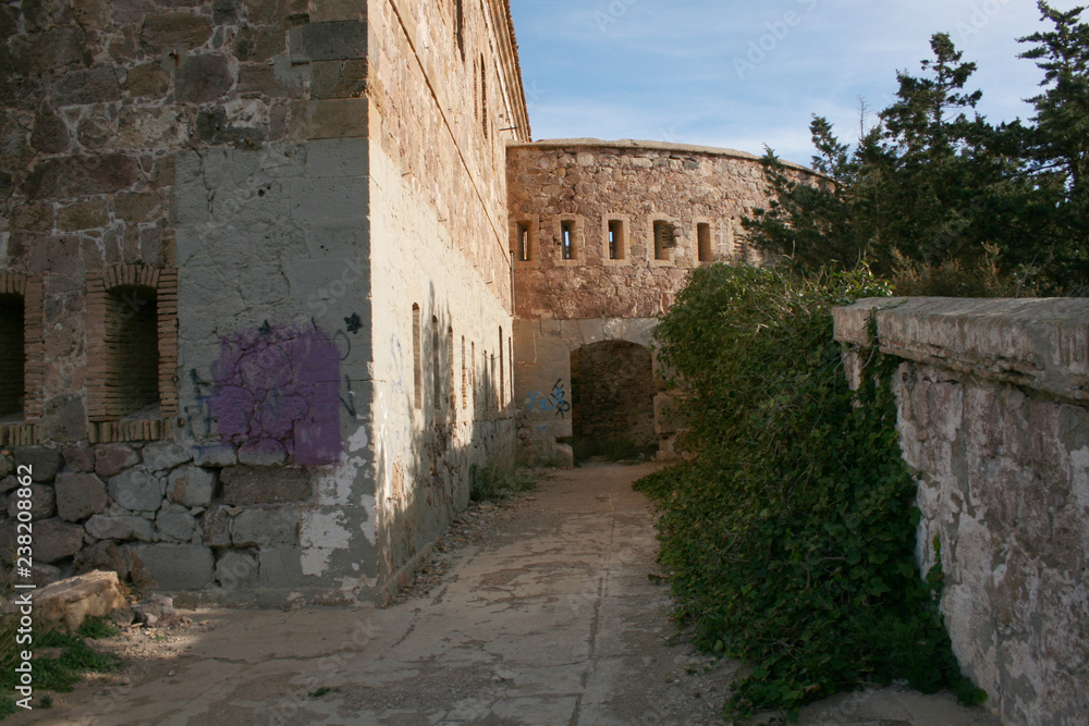 THE OLD MILITAR RUINS