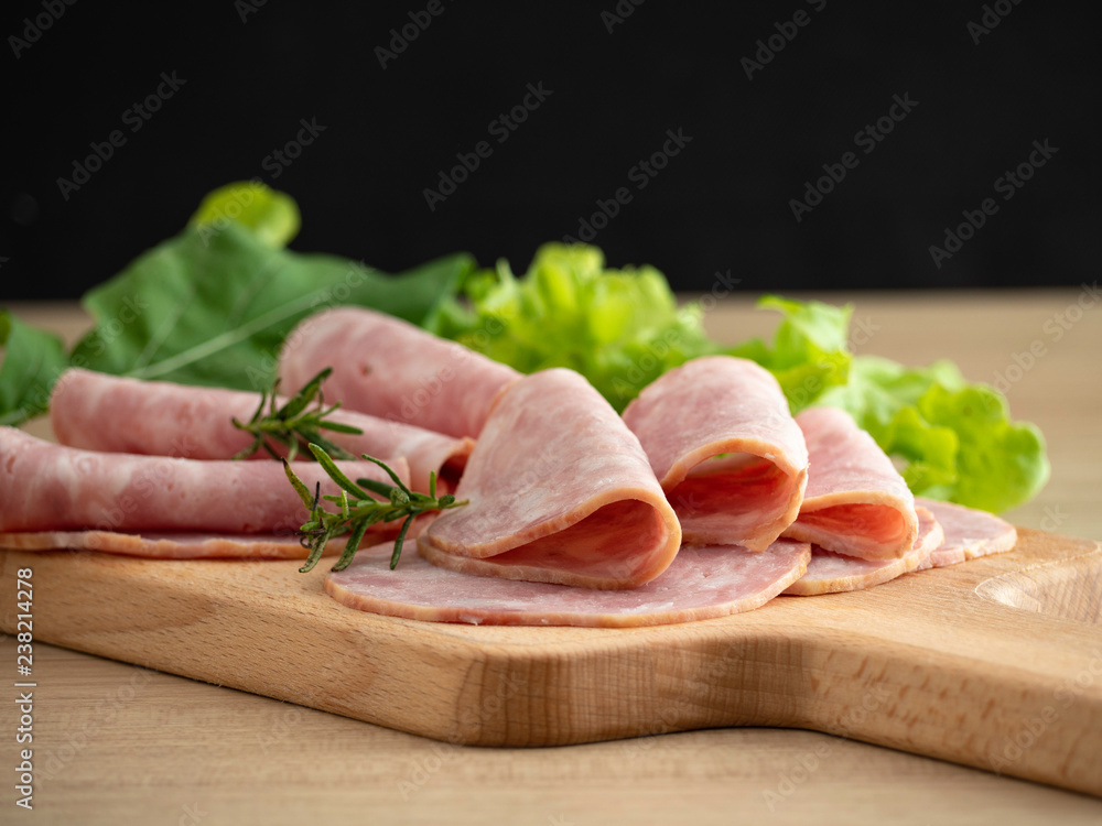 Bacon on a round cutting board