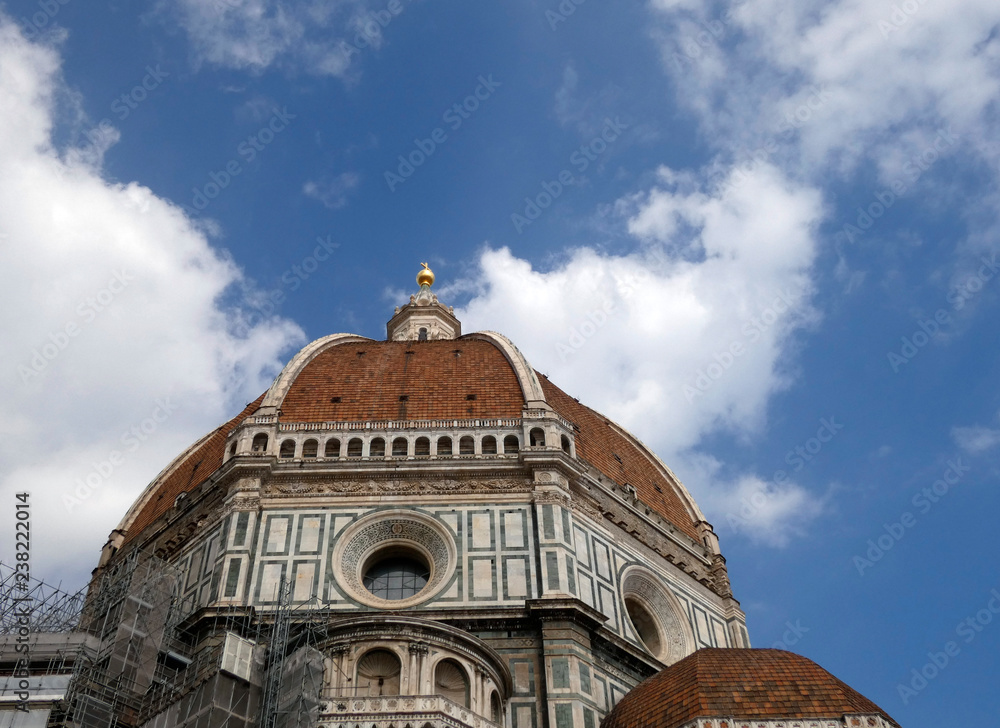 Cúpula de la catedral de Santa Maria del Fiore, o catedral de Santa María  de la Flor,en Forencia,obra de Filippo Brunelleschi. Stock Photo | Adobe  Stock