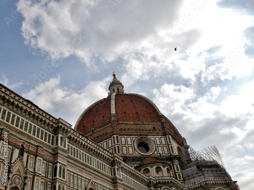 Cúpula de la catedral de Santa Maria del Fiore, o catedral de Santa María de la Flor,en Forencia,obra de Filippo Brunelleschi. photo