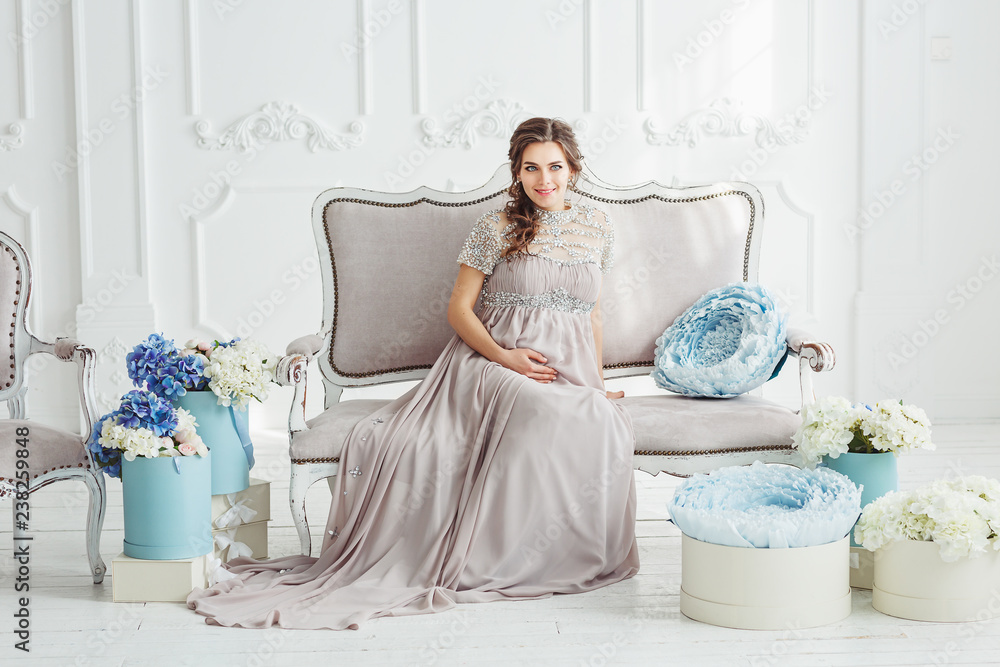 Portrait of a elegant beautiful pregnant woman Portrait of a elegant beautiful pregnant woman