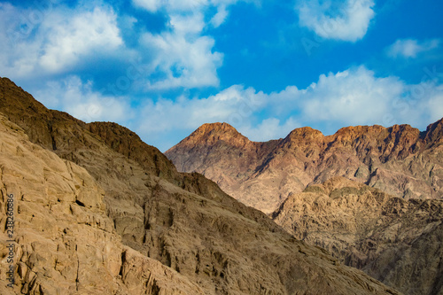 The beauty of the mountains of the Sinai Peninsula in Egypt © Oleksii Bulavin