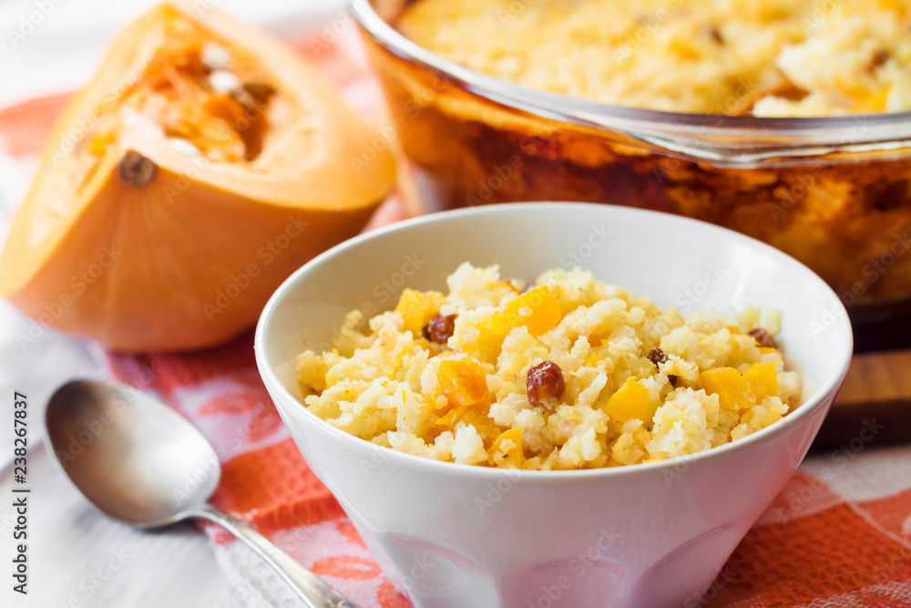 Milky cereal porridge with pumpkin and raisins Milky cereal porridge with pumpkin and raisins