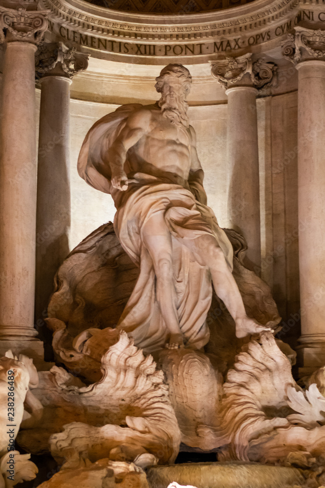Fototapeta premium Night images of Trevi Fountain (Fontana di Trevi) in Rome, Italy With Long Exposure.