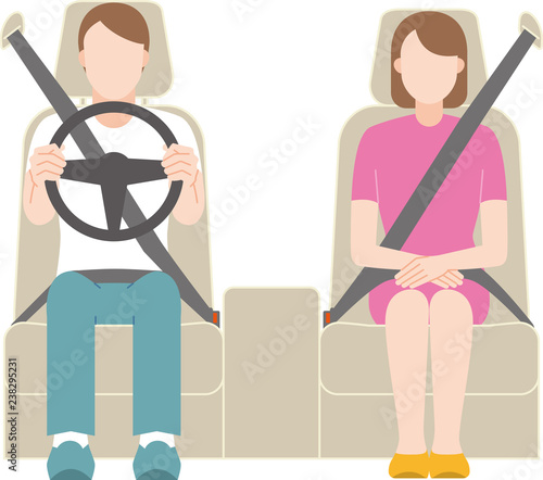 運転する男性と助手席に座る女性