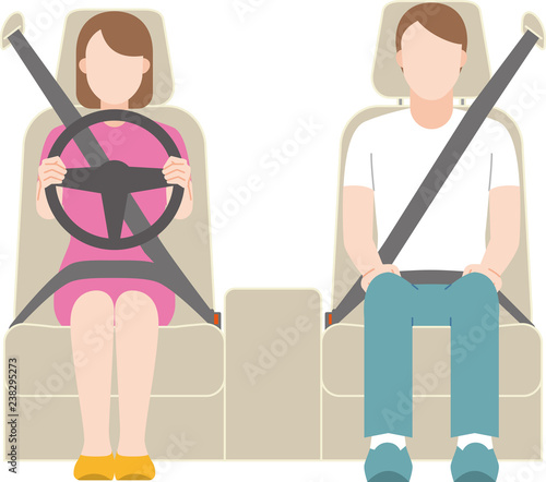 運転する女性と助手席に座る男性