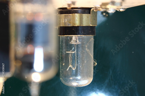 Vacuum tube , electron tube , thermionic valve photo