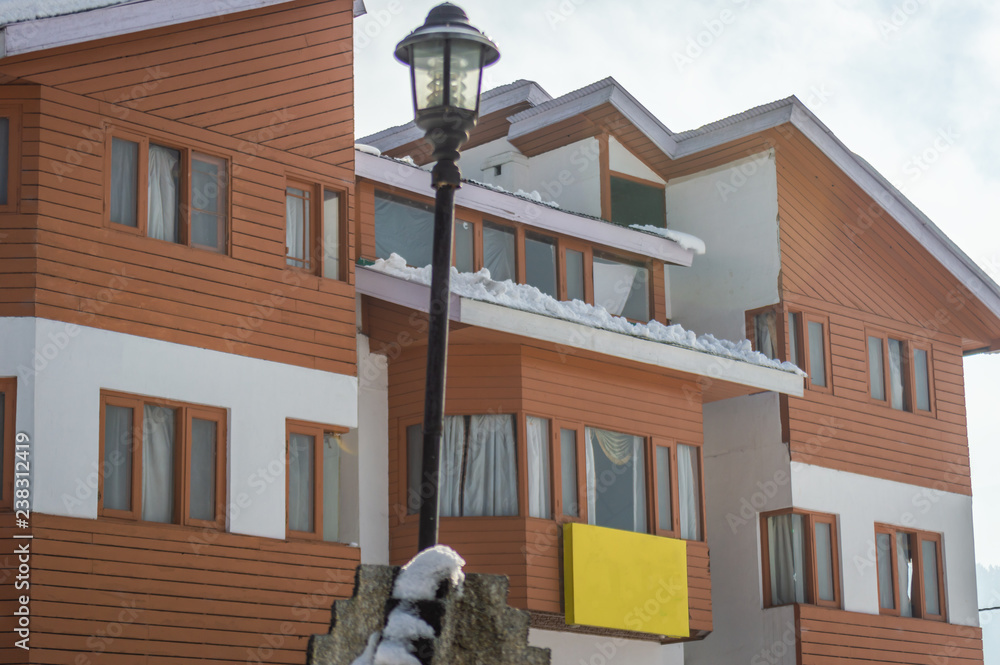 Light pole in front of house deals