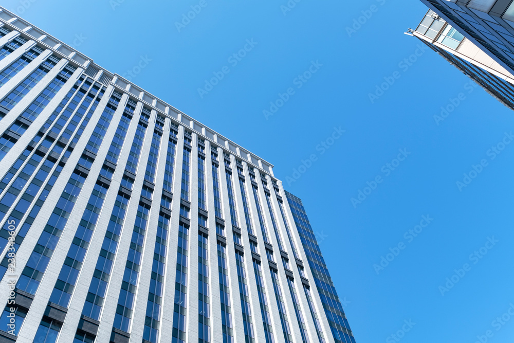 Obraz premium Office building with sky