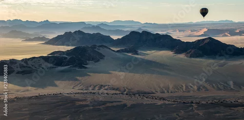 Obraz Balonowy safari w Sossusvlei pustyni, Namibia