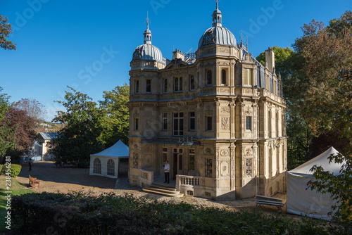 the castle of Monte Cristo (Chateau de Monte-Cristo), which is associated with an amazing story, and the hero of which is Alexandre Dumas Sr.