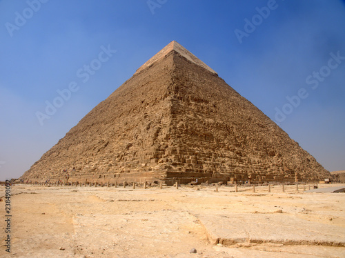 the great pyramids of giza