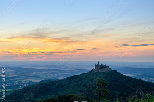 Burg Hohenzollern im Abendrot