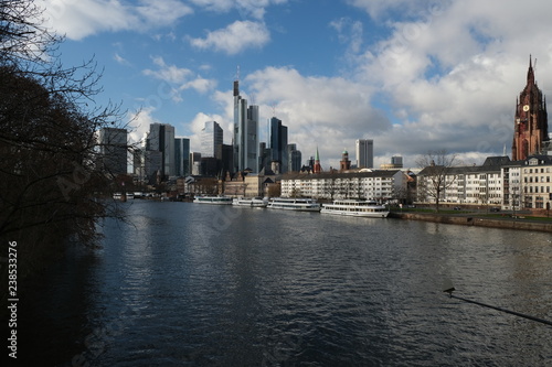 Frankfurt Skyline mit Dom