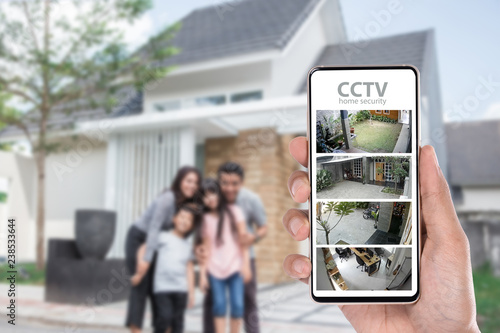 monitoring cctv via mobile phone app photo
