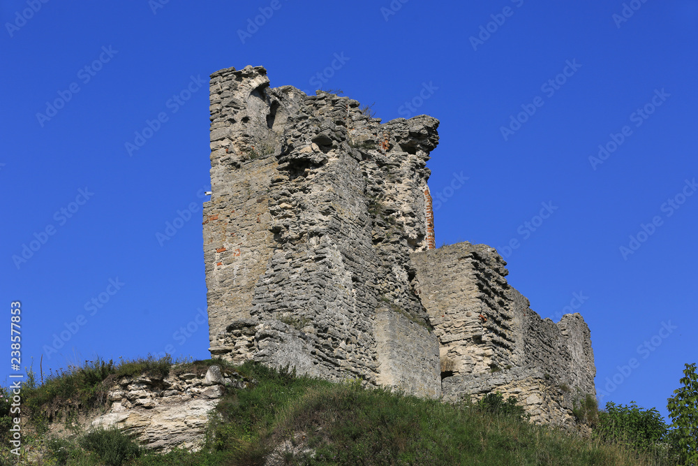 Ruine old tower