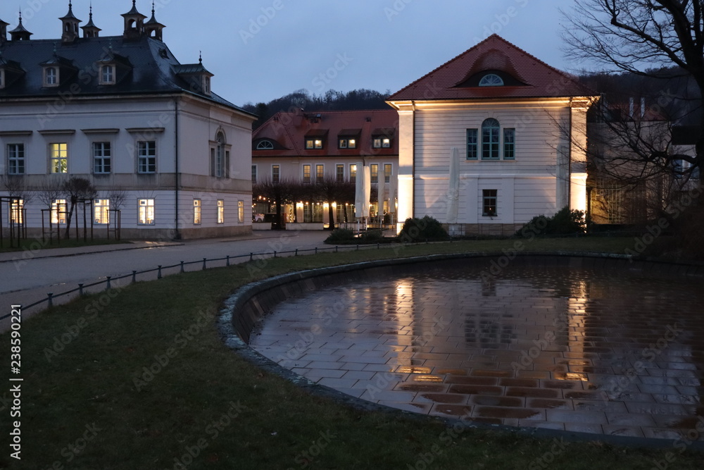 Blick zur ehemaligen Schloss-Schänke in Pillnitz