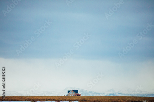 Fototapeta Naklejka Na Ścianę i Meble -  solitude icelandic farm