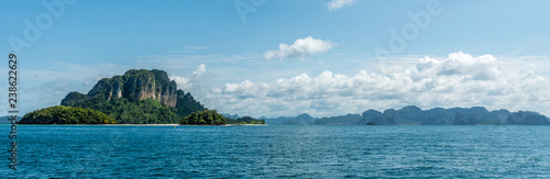 Panaramic view of sea and islands in Thailand © David