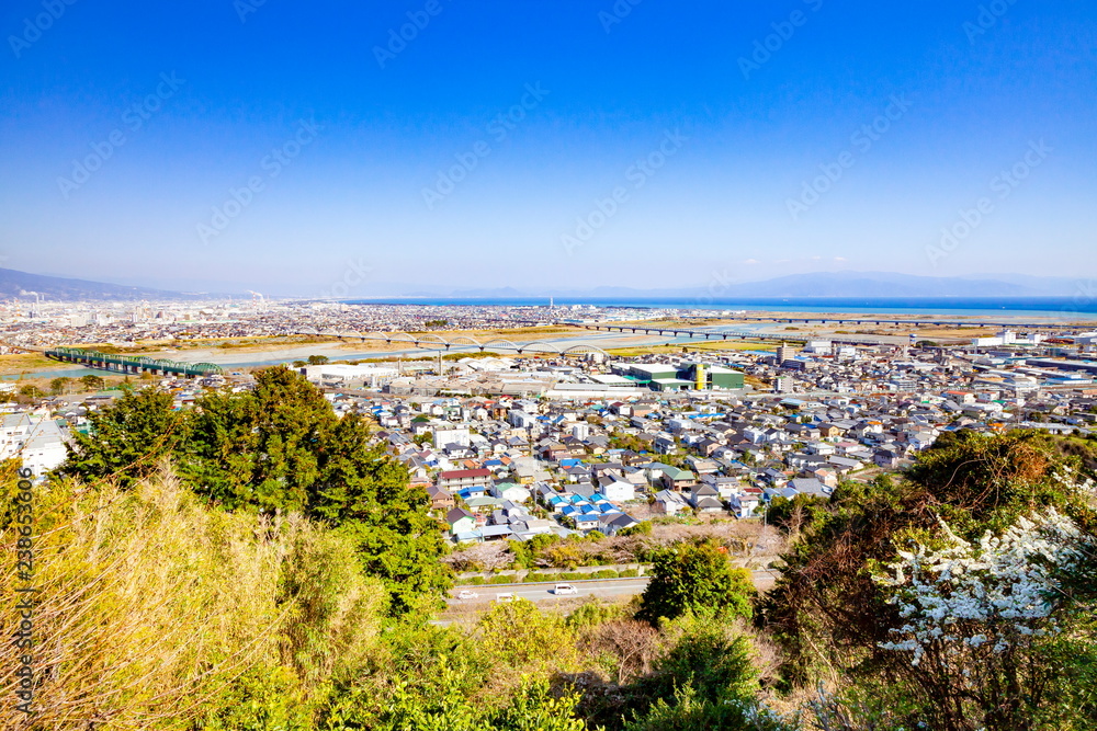 富士川河口と富士市街地の風景、静岡県富士市にて