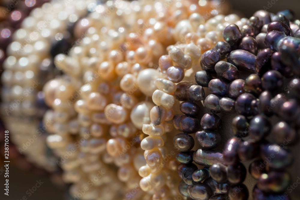 Pearls in a Doha souq