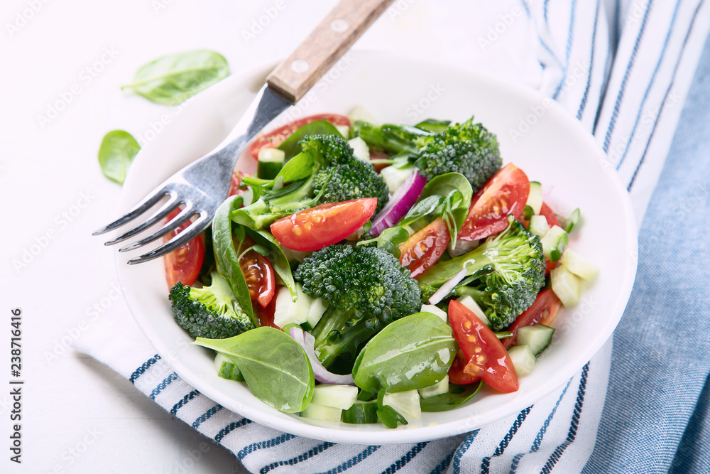 Fresh vegetable salad with broccoli