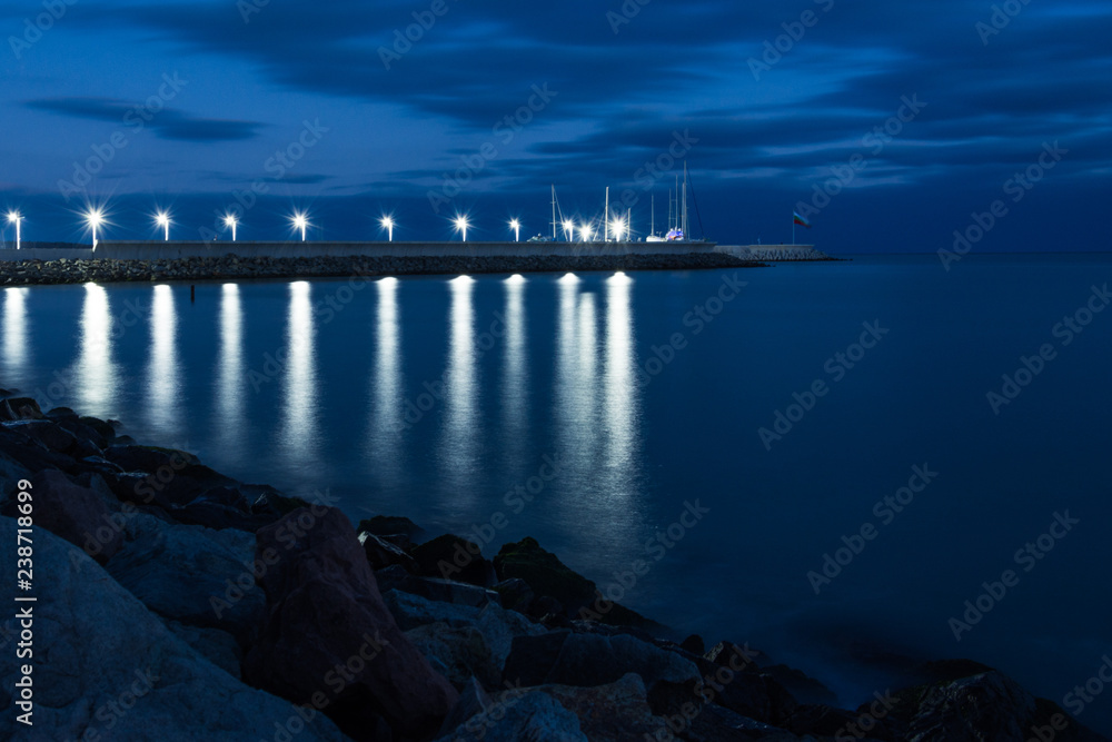 Obraz premium pier at night light