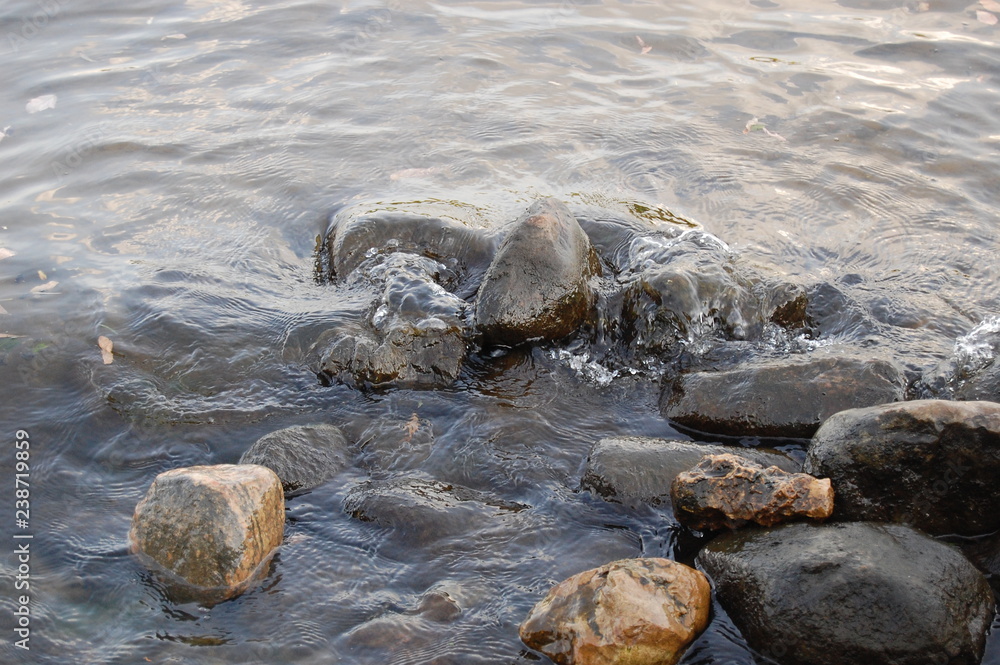 Obraz premium water and rocks