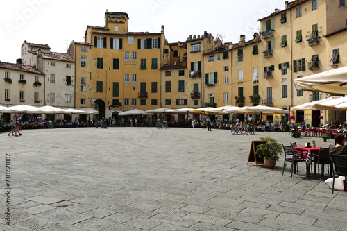 Lucca Italien Piazza