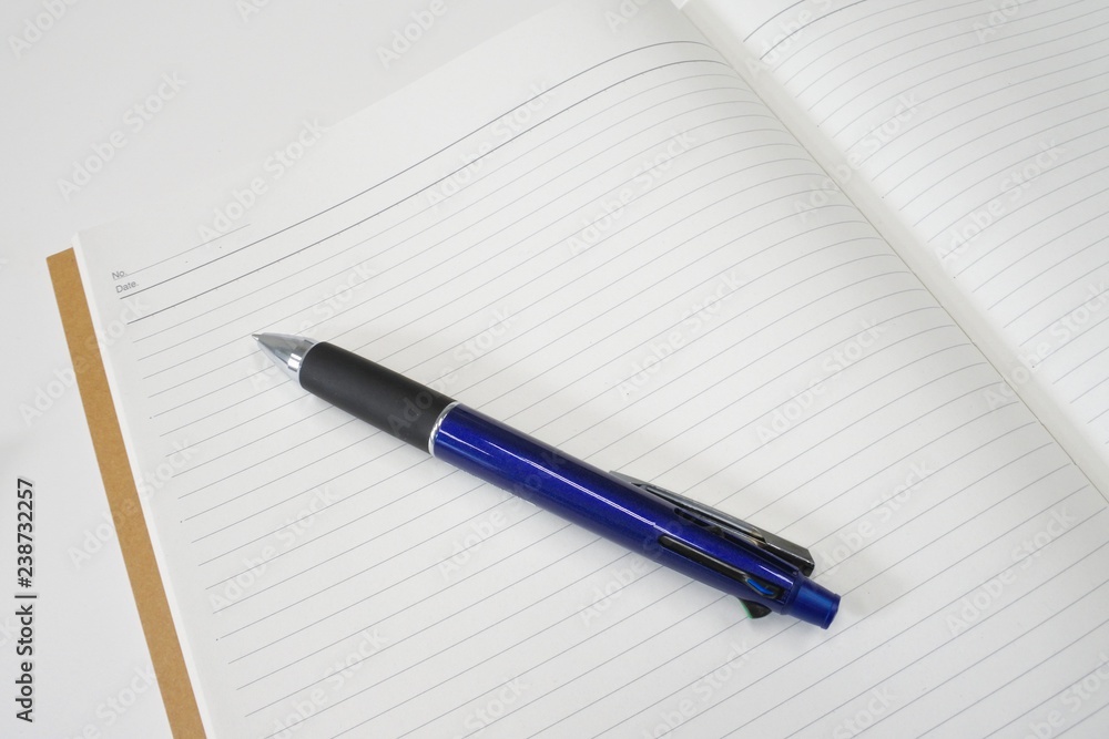 ノートとペン
