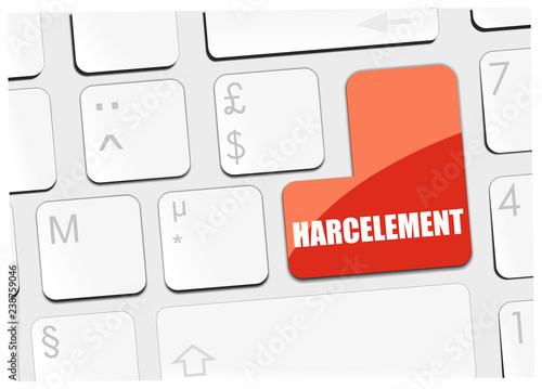 clavier cyber-harcèlement