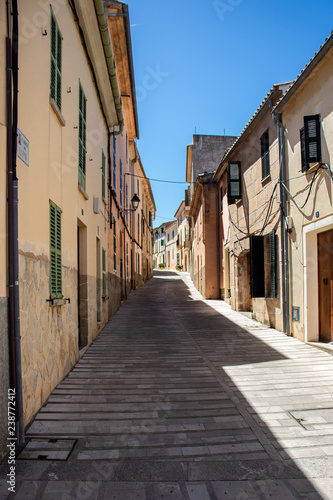 Spanish alley