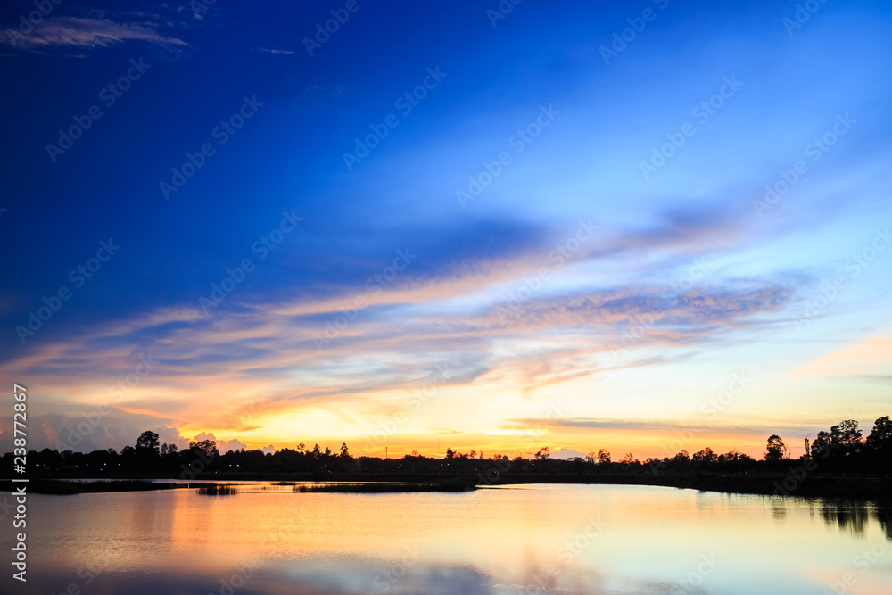 Fototapeta premium sunset over lake