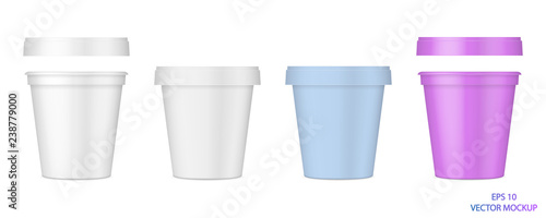 Vector realistic set of images (mockup, layout) of matt and glossy plastic packaging with a lid (cup) for food, beverages or cosmetics. EPS 10.