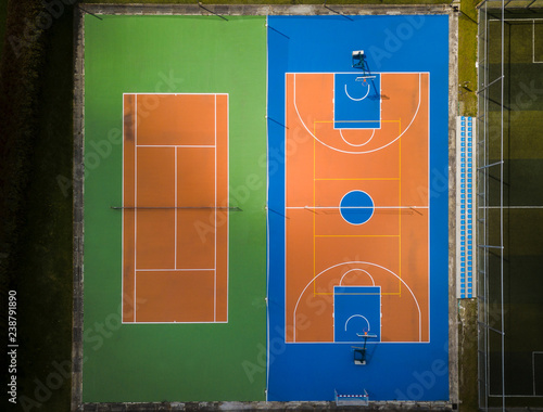 Fotografía aérea de un complejo deportivo