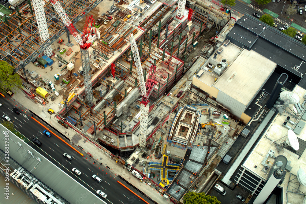 Obraz premium View from above looking down onot large construction site