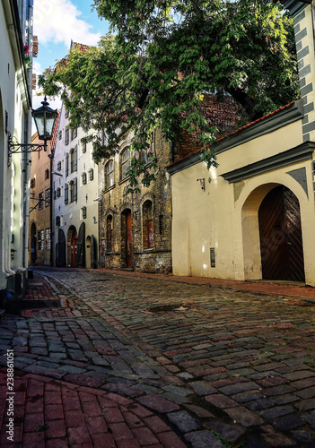 Fototapeta Naklejka Na Ścianę i Meble -  street in old town of Riga