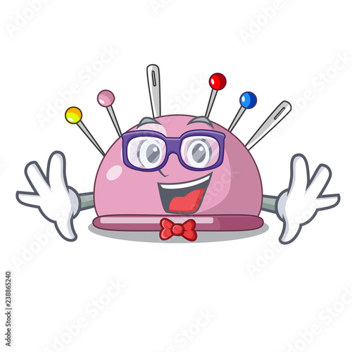 Geek pincushion with a character needles icon