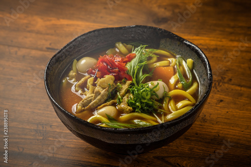カレーうどん　 Udon noodles in a hot, thick curry soup
