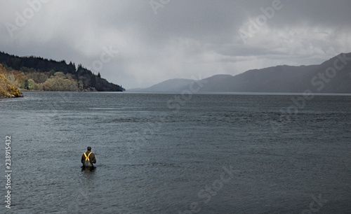 acqua pescatore nubi torbido oceano lago paesaggio costa panorama pescare scozia relax hobbie oceano montagne 