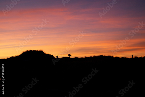 Endless Sunset Surfers © Wendell